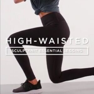 Fabletics black high waisted sculptknit leggings